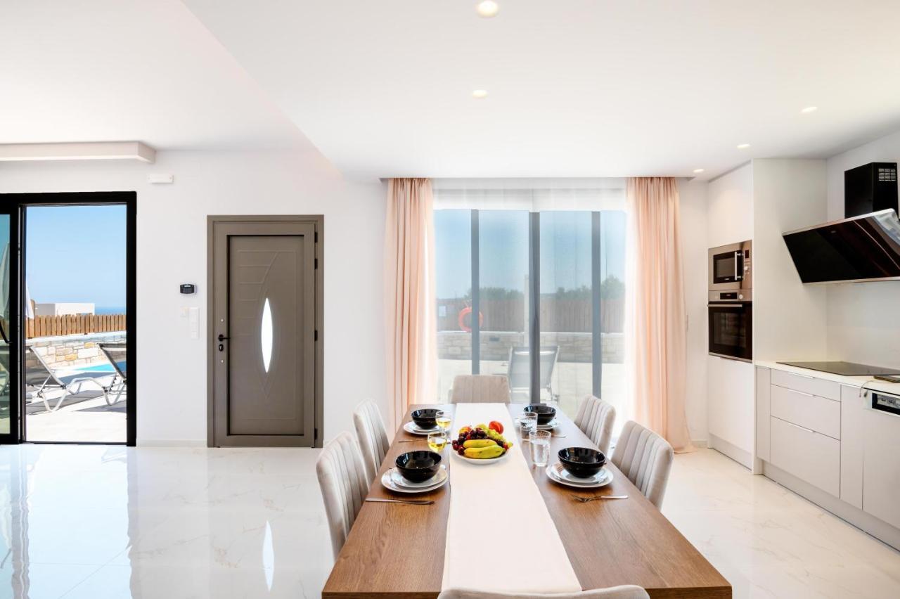 Halaro Villa Йерані Екстер'єр фото