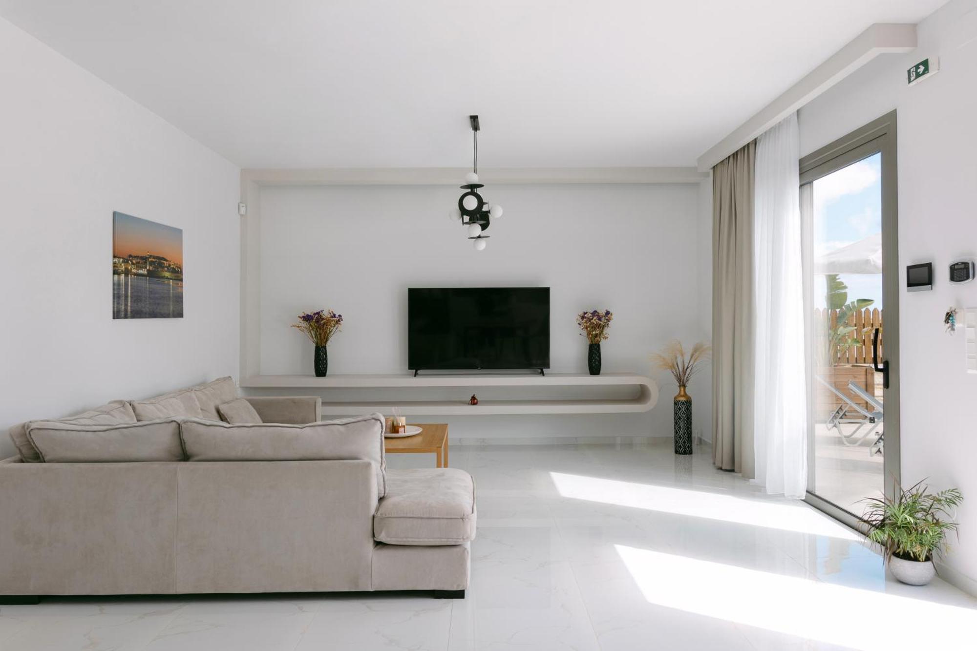 Halaro Villa Йерані Екстер'єр фото