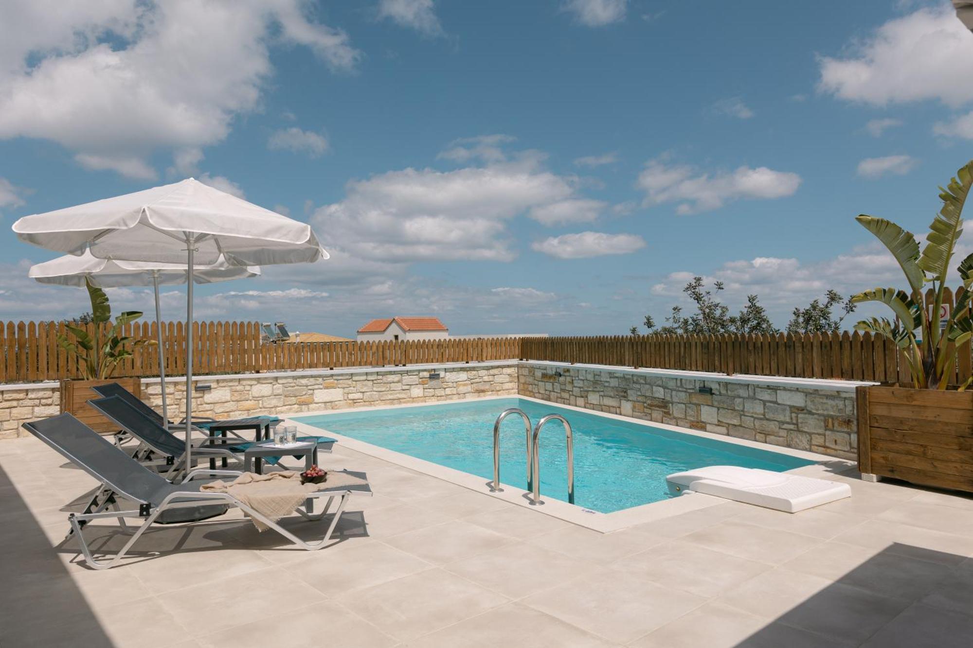 Halaro Villa Йерані Екстер'єр фото