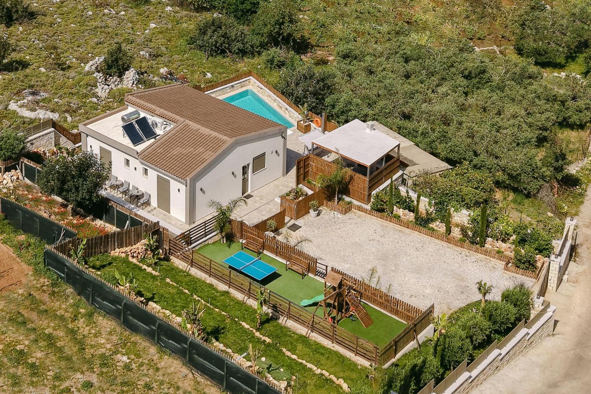 Halaro Villa Йерані Екстер'єр фото